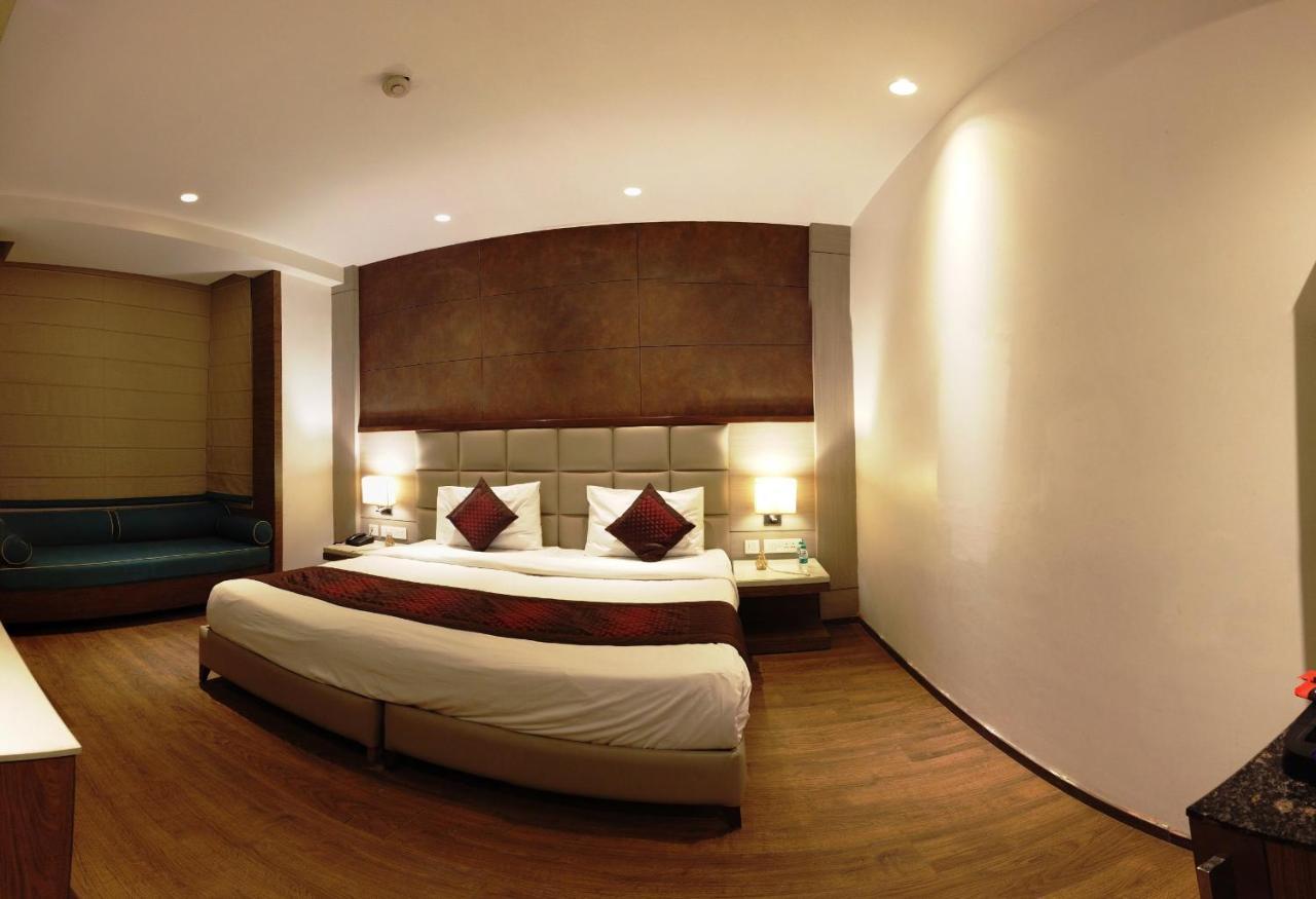 Lemonwood Suites By F9 Hotels - Trivoli Garden Chhatarpur Nueva Delhi Exterior foto
