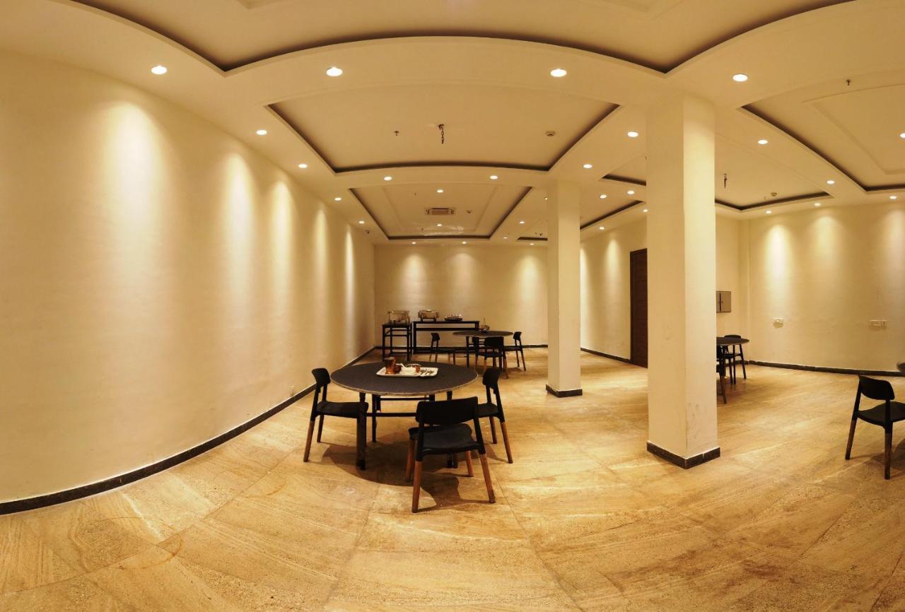 Lemonwood Suites By F9 Hotels - Trivoli Garden Chhatarpur Nueva Delhi Exterior foto