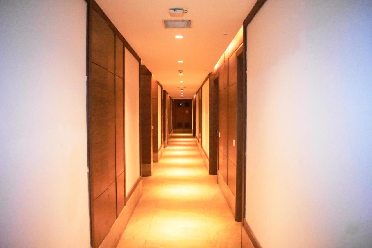 Lemonwood Suites By F9 Hotels - Trivoli Garden Chhatarpur Nueva Delhi Exterior foto